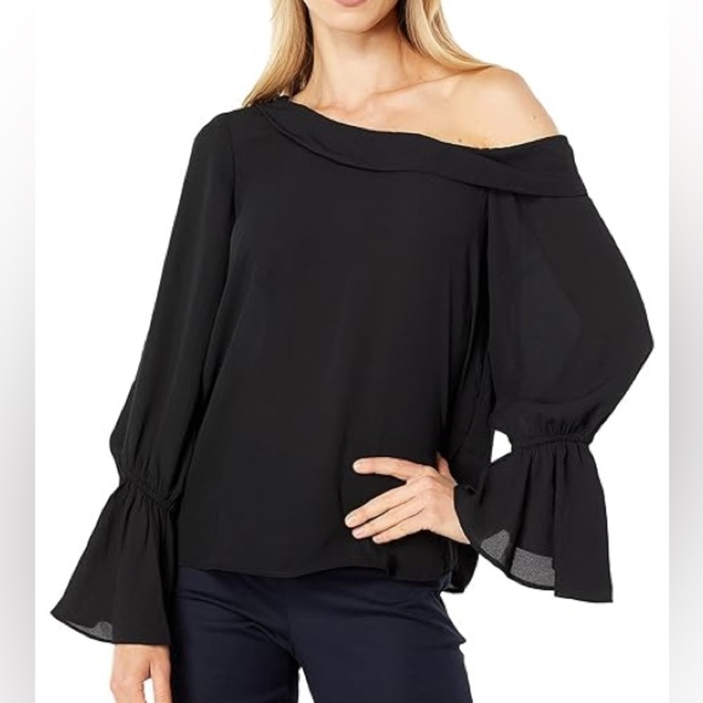 Vince Camuto Black Cold Shoulder Bell Sleeve Blouse NWT Size XSmall